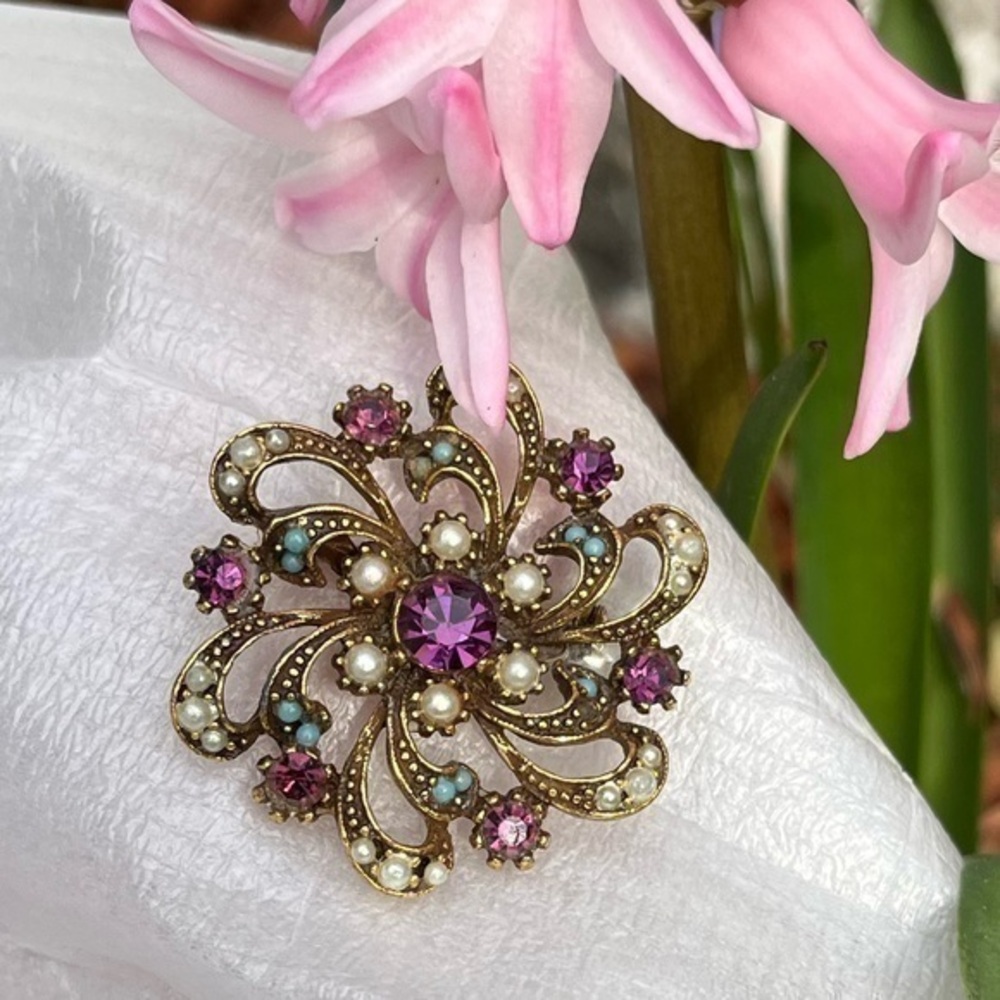 Vintage Purple Rhinestone Brooch Pin with Blue and Pearl Accents
